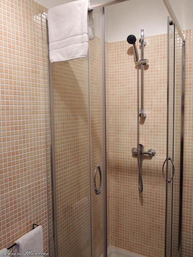 La Casa Del Colonnello Hotel Vercelli Kültér fotó